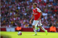 bet36备用网址:路易斯吹新队友:塞瓦略斯处在不同次元